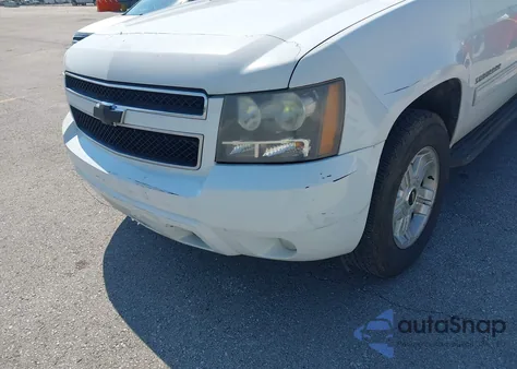 2011 Chevrolet Suburban 1500 Lt1 from USA, damaged, VIN 1GNSKJE35BR126100